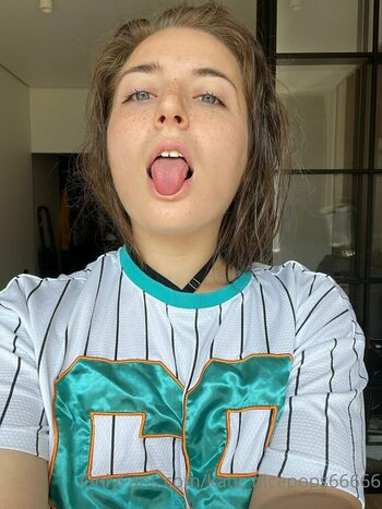 kate_nicepops66666