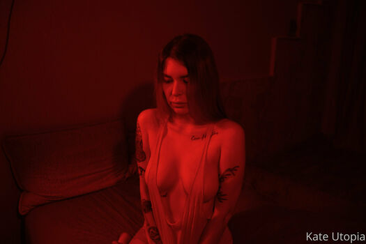kate_utopiaa