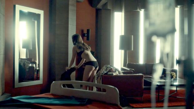 Katharine Isabelle