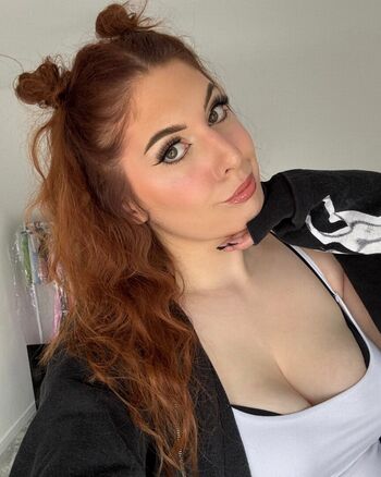 Katie Woolls
