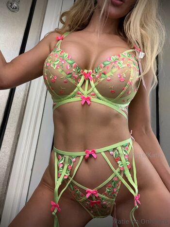 KatiewithGcups