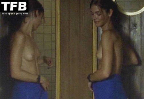 Katja Woywood