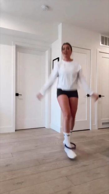Katrina Bowden
