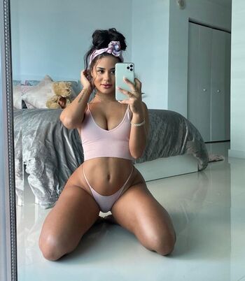 Katya Henry