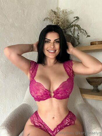 katyjoraelyn
