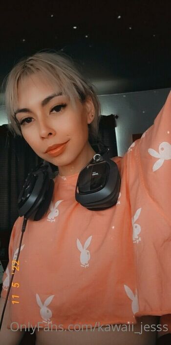 kawaii_jesss