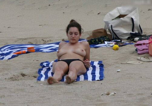 Kelly Brook