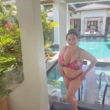 Kelly Brook