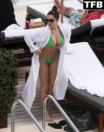 Kelly Brook