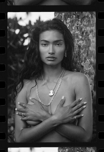 Kelly Gale