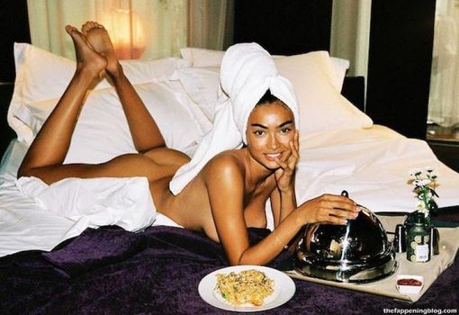 Kelly Gale