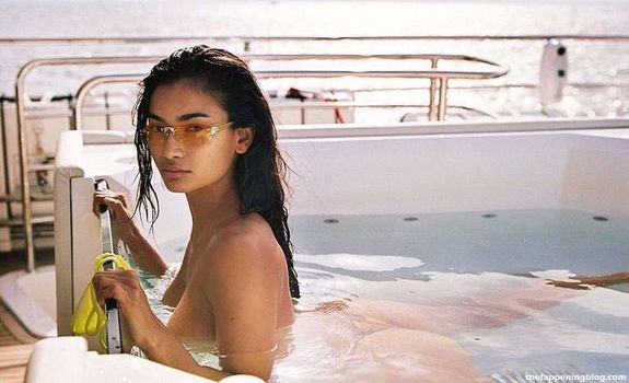 Kelly Gale
