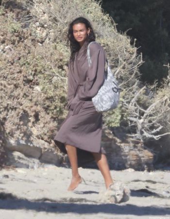 Kelly Gale