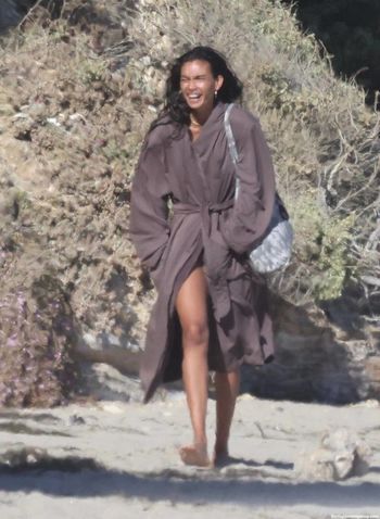 Kelly Gale