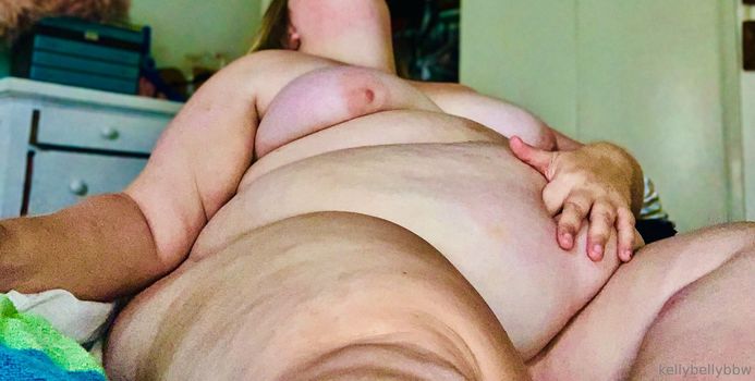 kellybellybbw