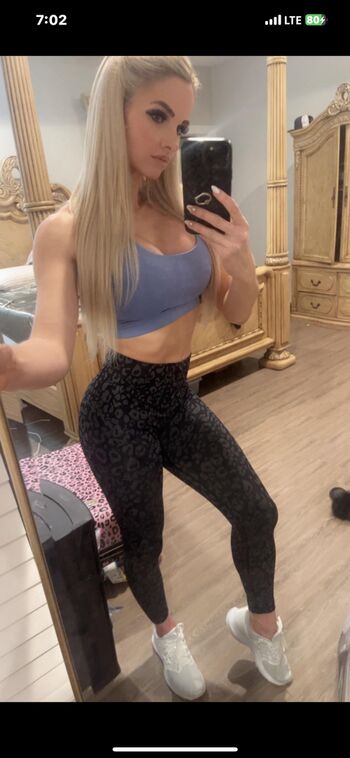 Kelsie Nicole