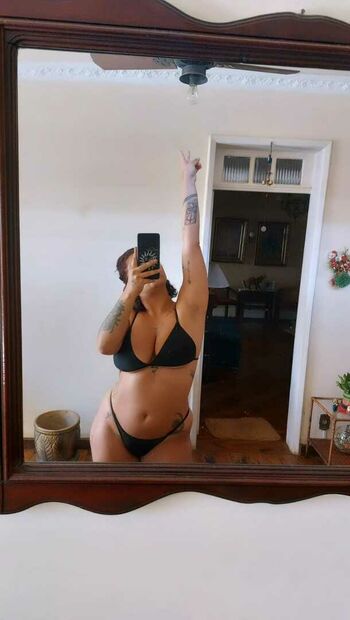 Kennya Raposo