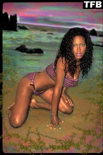 Kenya Moore