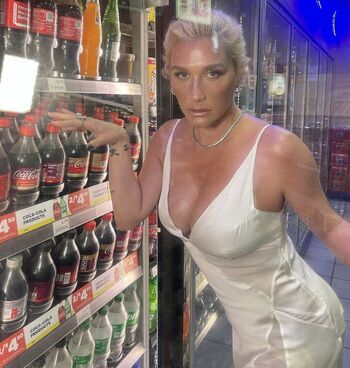 KeshaRose