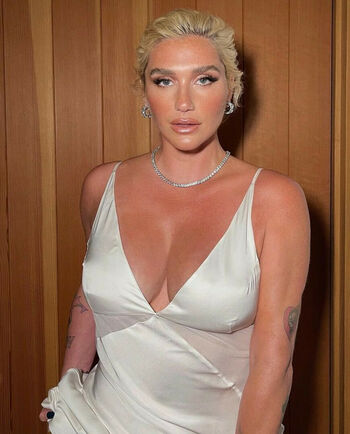 KeshaRose
