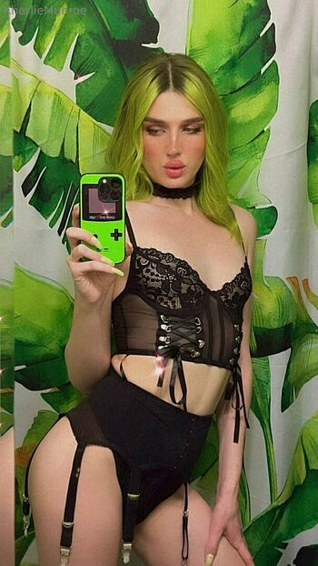 kharliemunroe