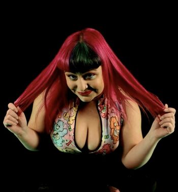 Khloe Divine