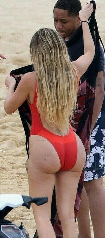 Khloé Kardashian