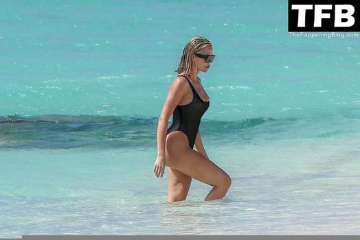 Khloé Kardashian