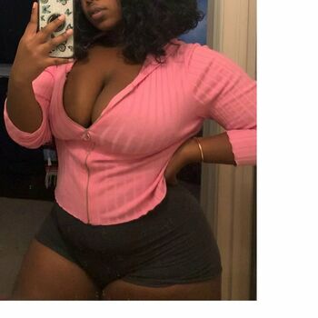 Kiana_Marijuana