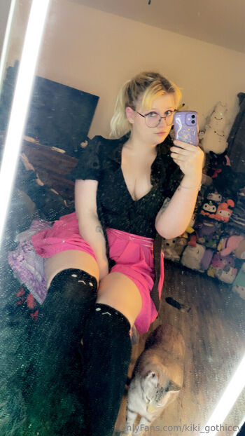 kiki_gothiccy