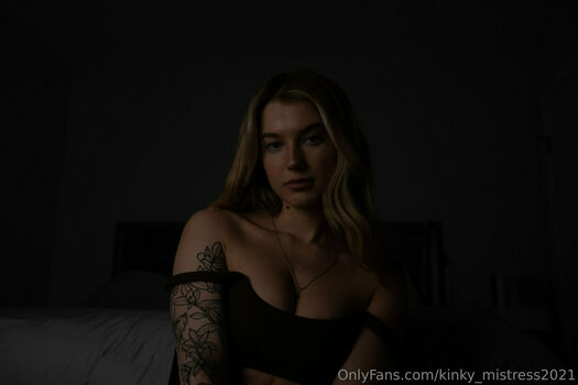 kinky_mistress2021