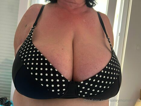 kinkymommy232