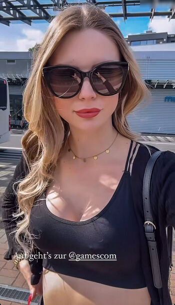 Kira Karambole