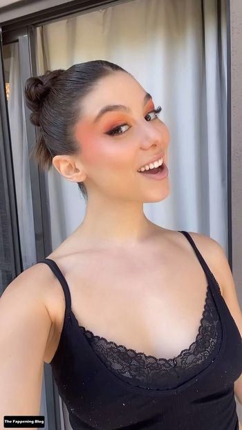 Kira Kosarin
