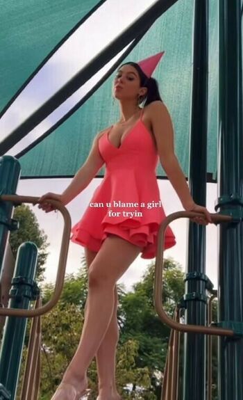 Kira Kosarin