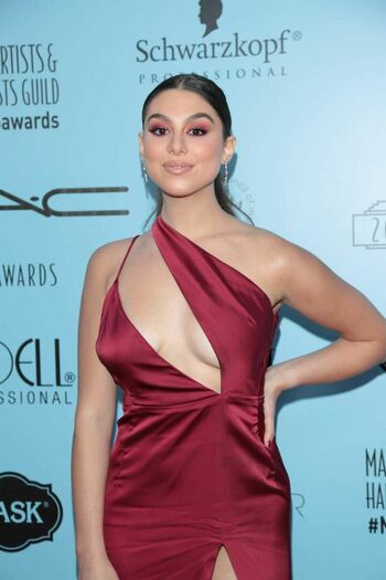Kira Kosarin