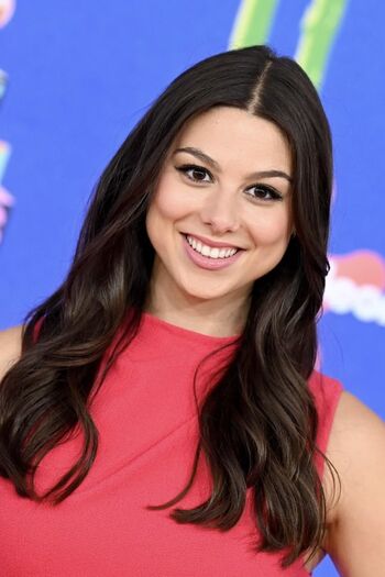 Kira Kosarin