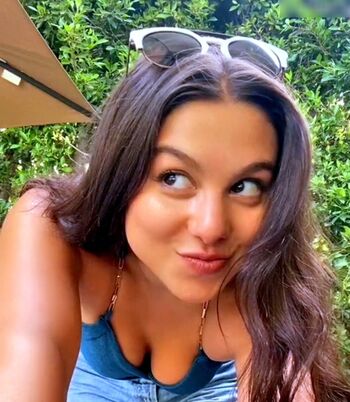 Kira Kosarin