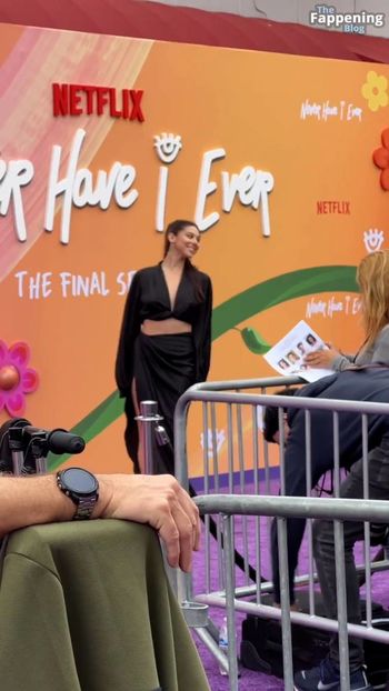 Kira Kosarin