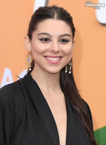 Kira Kosarin
