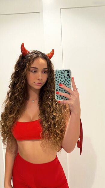 Kira Petilli