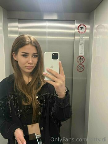 kitty_di