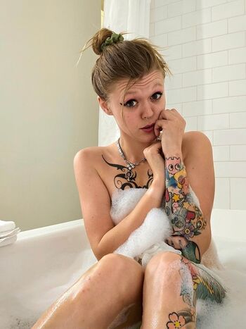 KittyKrystl