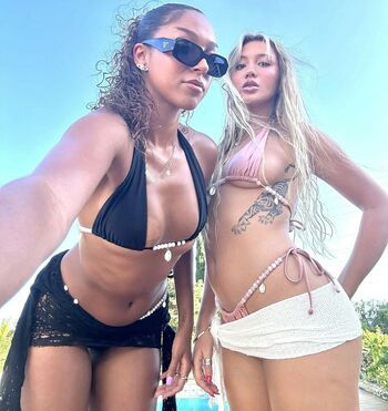 Kiwi Stunner Tasmyn Rose