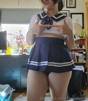 kiwiisbored