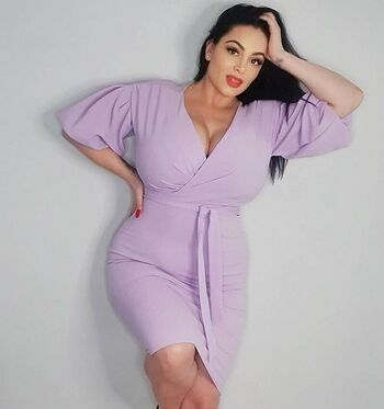 Klara Devine