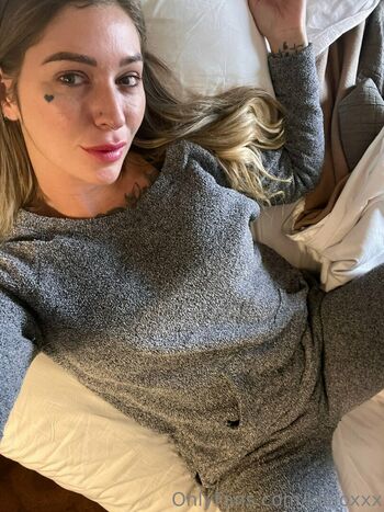Kleio Valentien