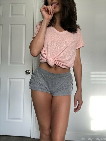 KushyTushy420