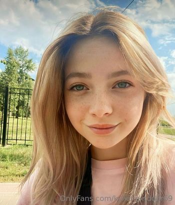 kylienextdoor69