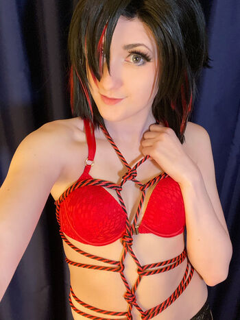 Labinnak Mangoloo Cosplay